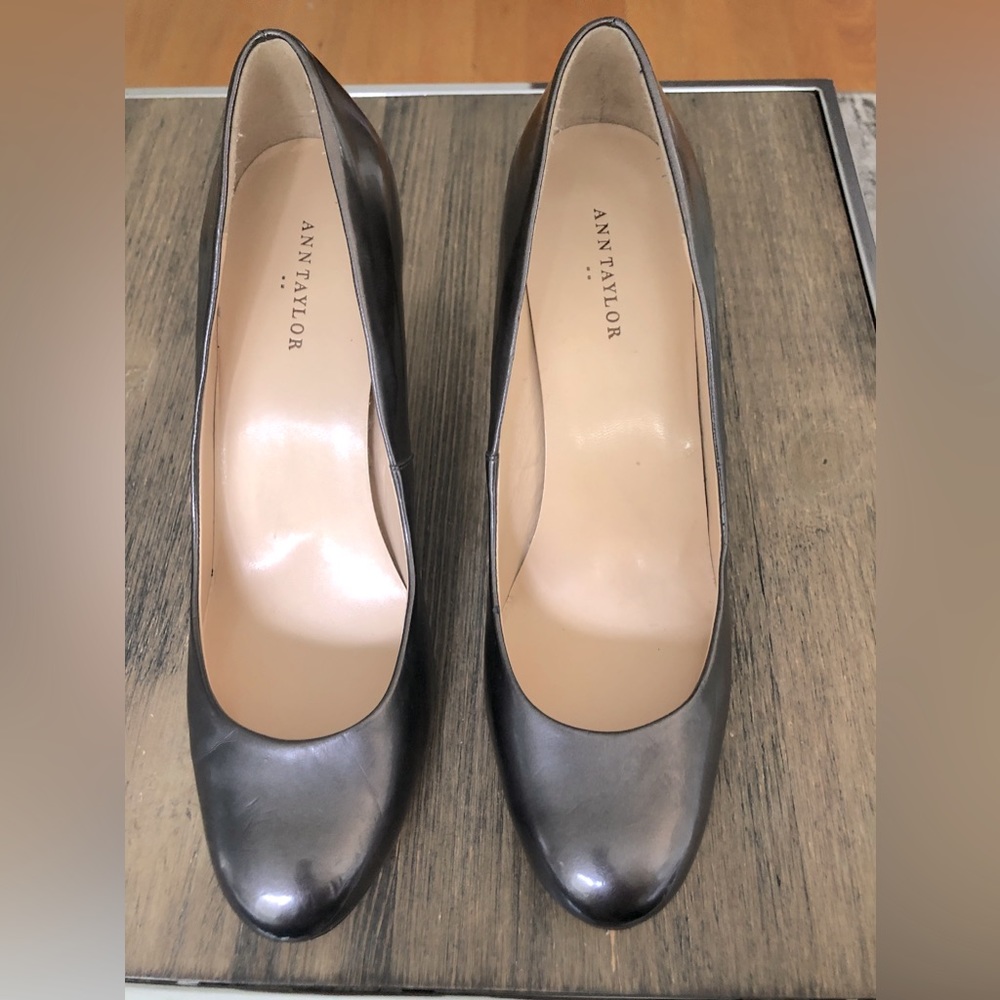 High heels Ann Taylor shoes dark grey 9 1/2